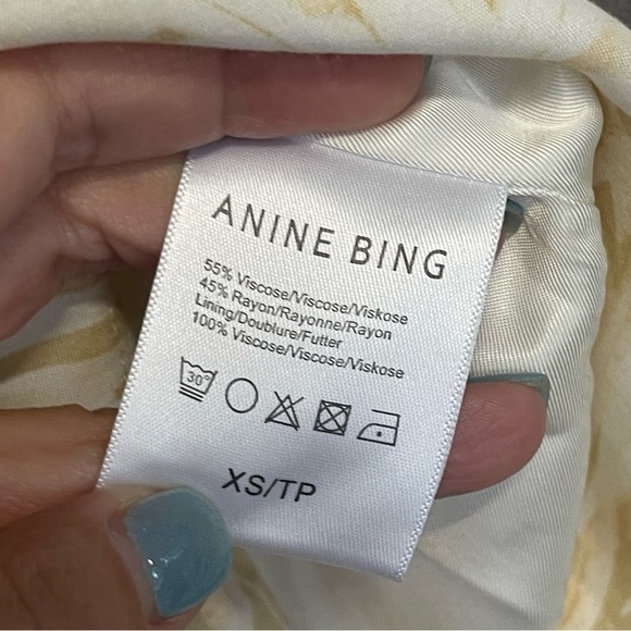 ANINE BING Candice short white tan floral pull on shorts pockets - Picture 6 of 9